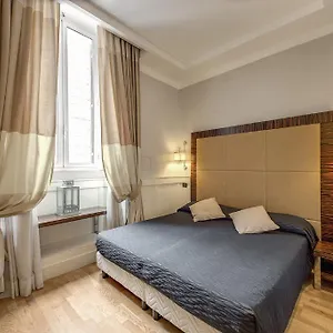 Hotel 939, Rzym